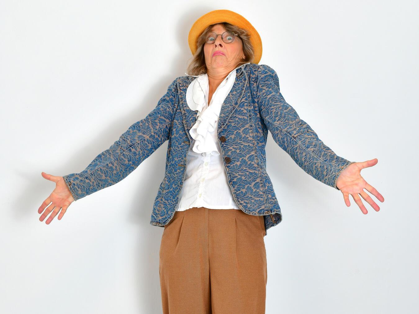 Ein buntes Potpourri verspricht Hilde Klemmbrett für ihren Auftritt in Haldern. Foto: Picasa