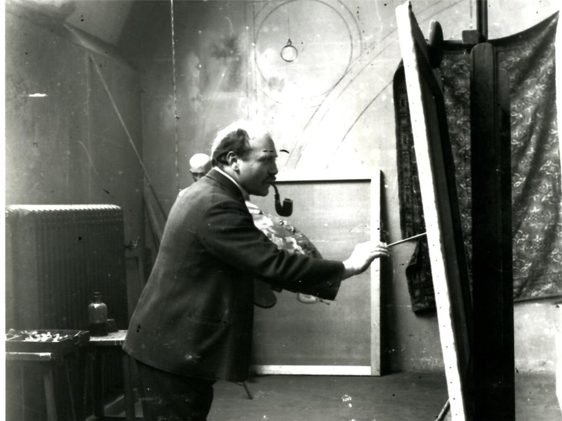 Ein Dokument aus dem Nachlass Udo Durchgrafs: „Der Künstler Heinrich Froitzheim in seinem Atelier um 1915“. Foto-Quelle: © Kreisarchiv Kleve (N69, 162)