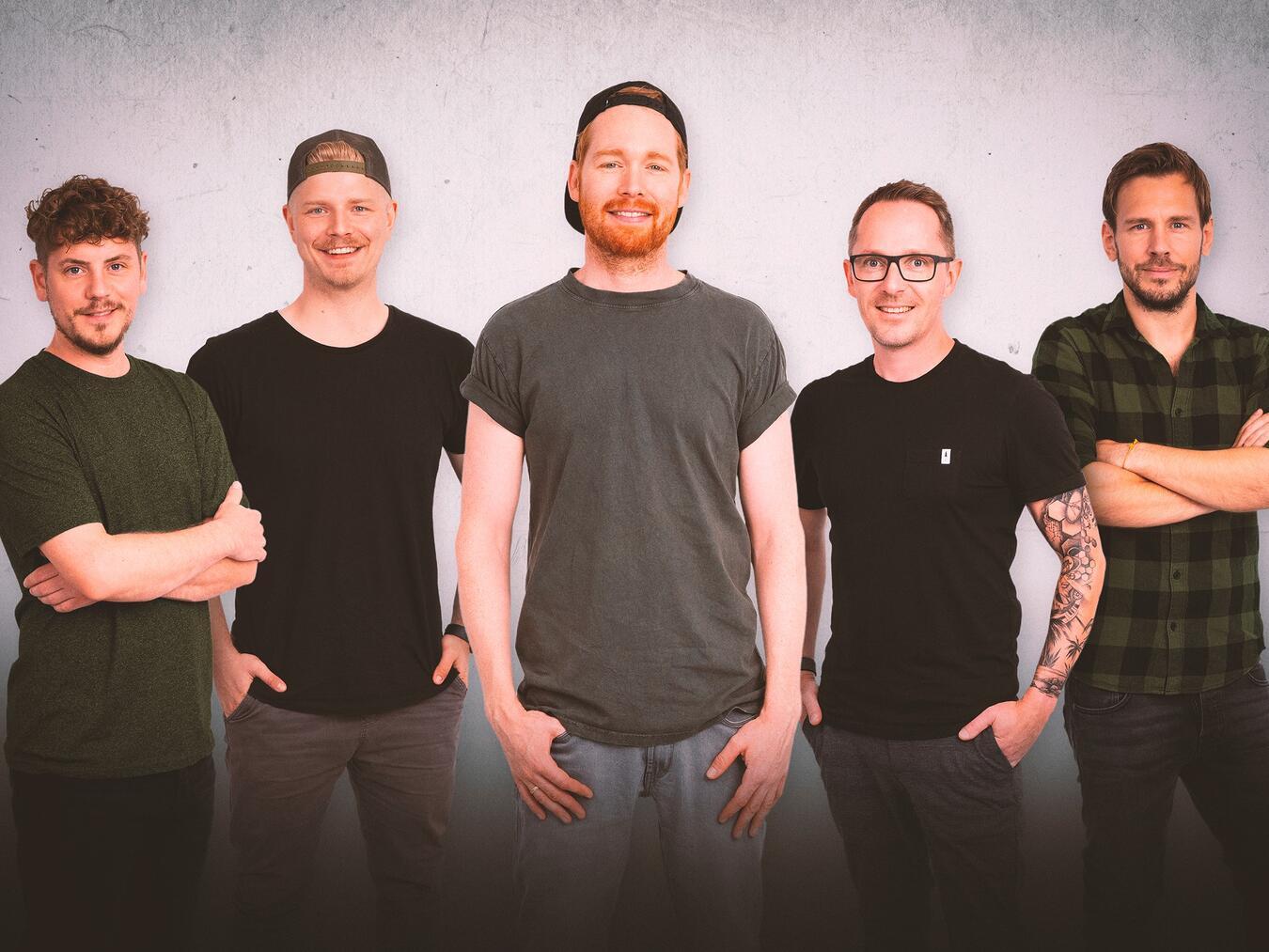 Ein ganzer Tag Karneval im Sommer im Stadtgarten Straelen, unter anderem mit der Band „Miljö“ aus Köln.Foto: Kay-Uwe Fischer/Sven Loellgen