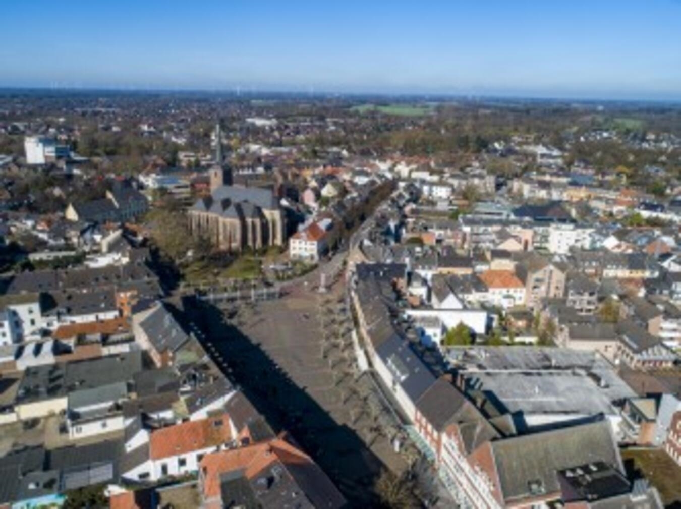"Luftbild der Gelderner Innenstadt, Analyseorte für NSK 2040 sichtbar, Stadtentwicklung, urbanes Design"