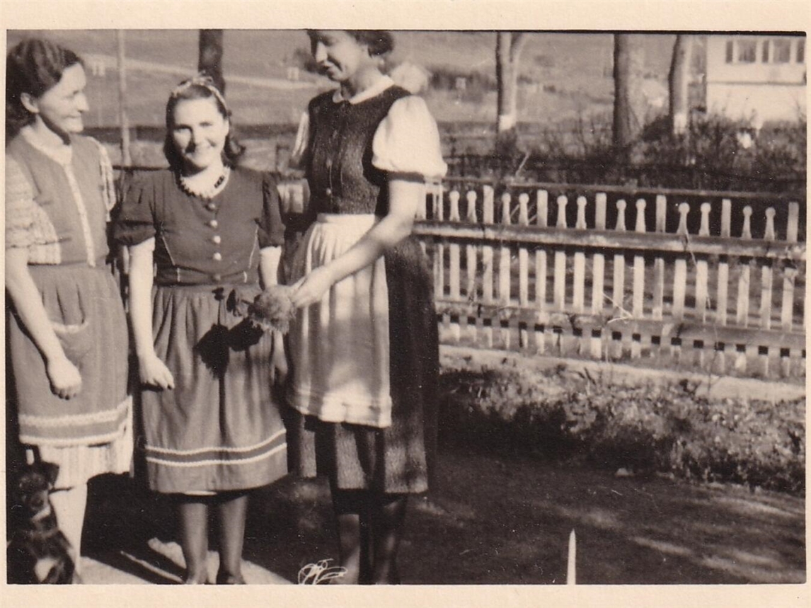 "Alte Aufnahme von Ruth Leineweber, historische Fotografie, Porträtfoto"