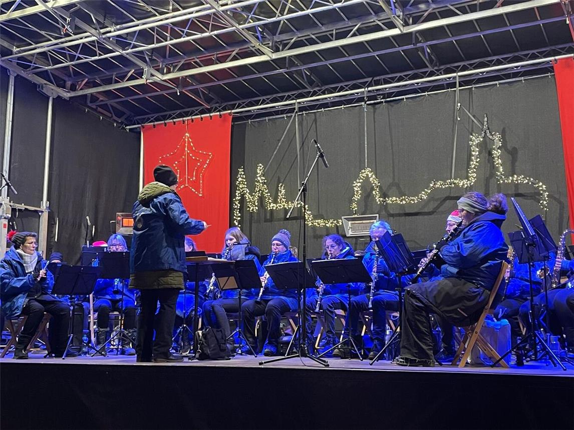 Eine ausgewogene Mischung aus festlichen und besinnlichen Musikstücken verspricht der MV Kranenburg für sein Konzert. Foto: privat