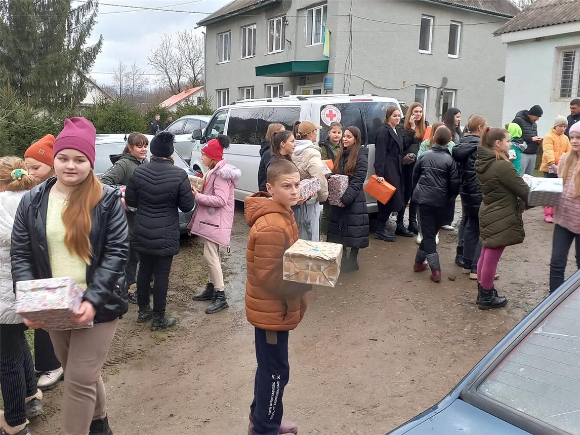 Eine Gruppe der Freien evangelischen Gemeinde Uedem war kürzlich in Uhlia zu Besuch.Foto: privat