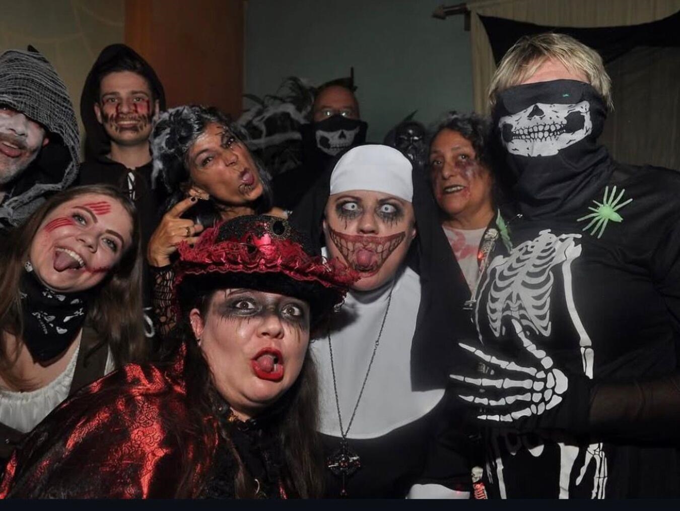 Grusel, Gesang und Gänsehaut für den guten Zweck Eine schaurig-schöne Kostümierung ist erwünscht, wenn der Verein Karneval für Geldern seine dritte Halloween-Party startet.Foto: privat