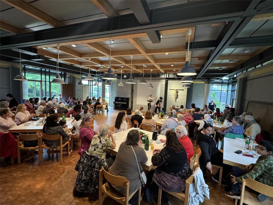 Einen schönen Nachmittag verbrachten Frauen verschiedener Länder gemeinsam im katholischen Pfarrheim Geldern.Foto: Stadt Geldern