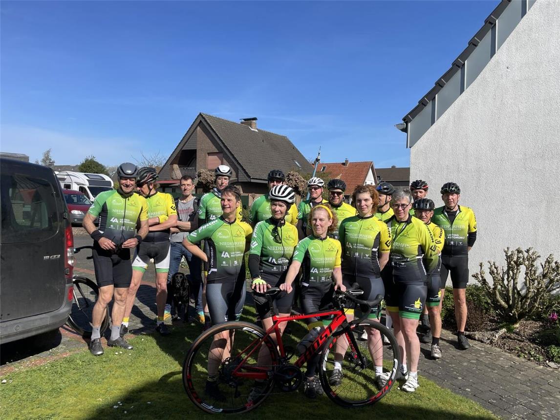 Eingeladen sind alle, die über ein straßentaugliches Rennrad verfügen, gefahren wird immer mit Helm. Foto: RRG Kleverland