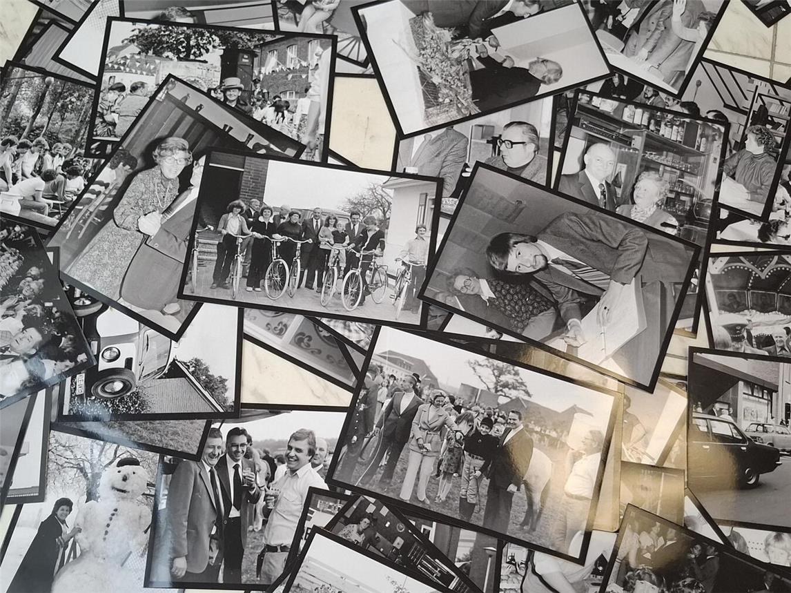 Eintauchen in das bunte Reeser Leben der späten 1970er Jahre mit zahlreichen schwarz-weißen Pressefotos von die Helmut Schomaker. Foto: Ressa