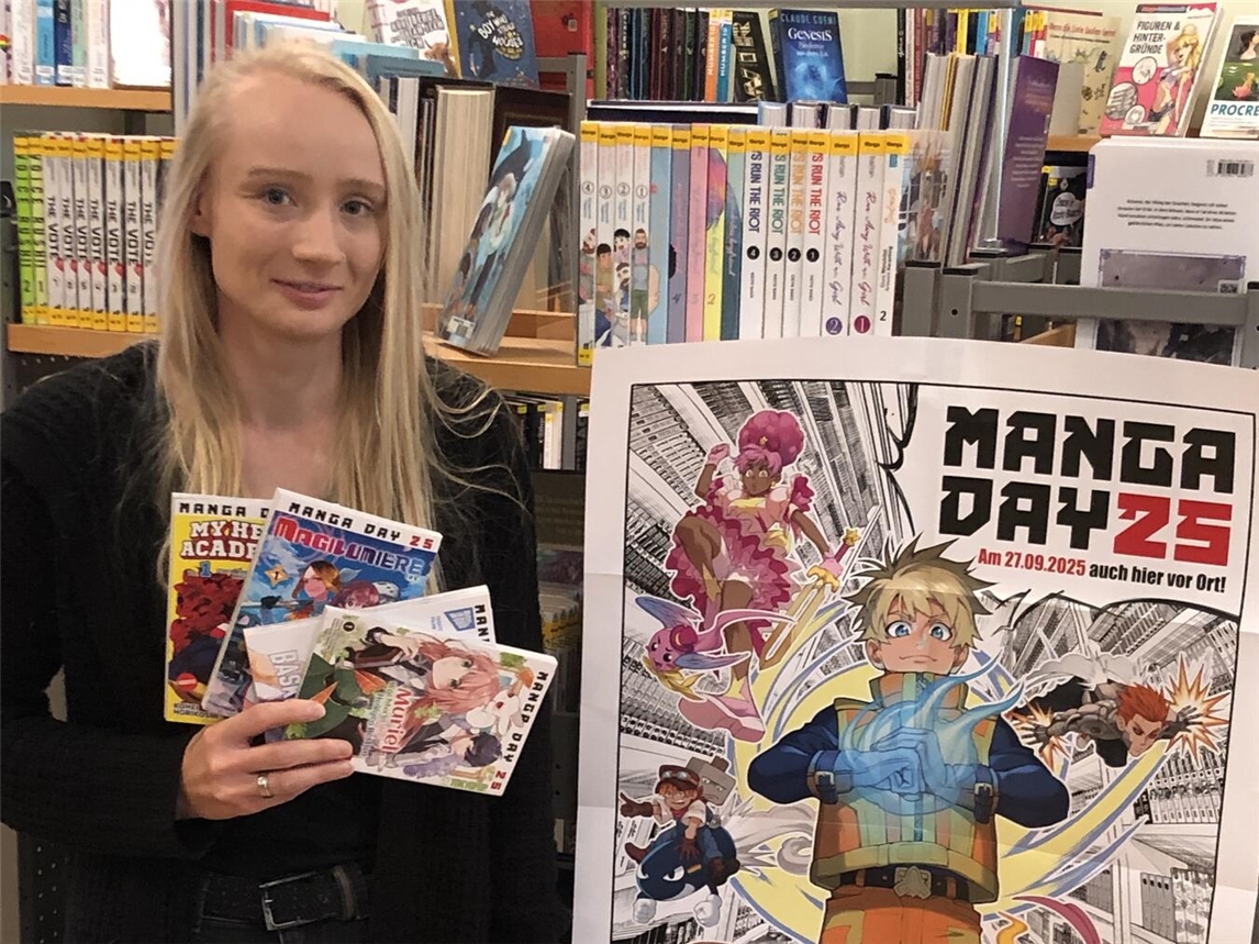 Elisabeth Habers, Bücherei-Fachangestellte in Rees, organisiert den „Manga Day“ in die Stadtbücherei. Foto: Stadt Rees