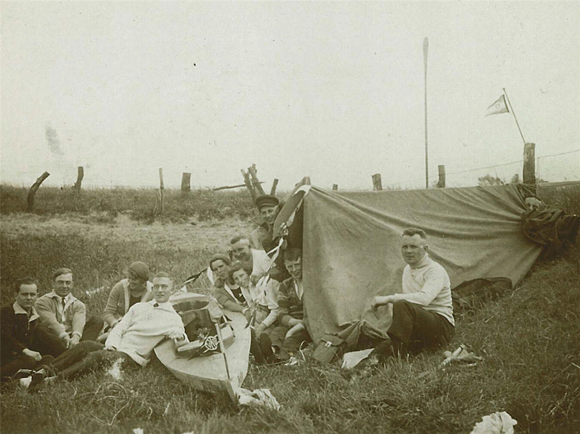 Emmericher Kanuten in den 1930er Jahren. Foto: EKV