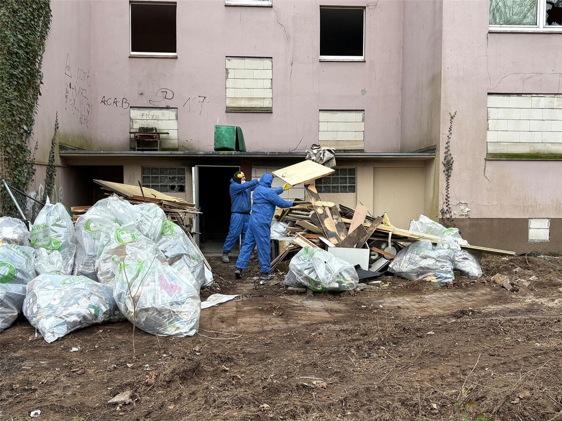 Entrümpelung der ehemaligen Belgierhäuser. Foto: Katrin Düngel