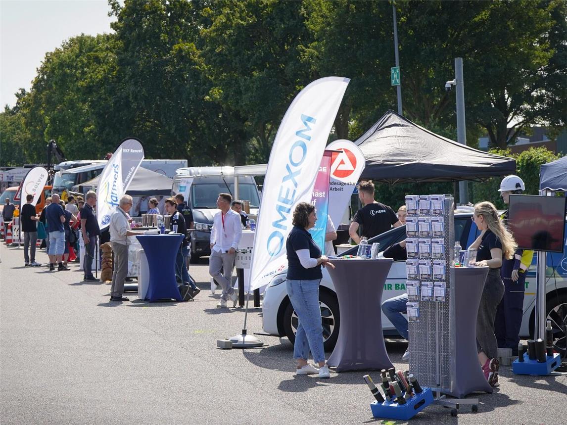 Erneut findet die „Job4All“ auf dem BLG-Gelände an der Budberger Straße in Emmerich statt. Foto: BLG