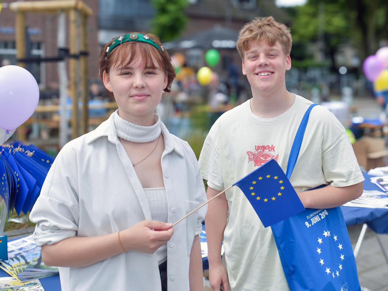Erstmals dürften auch Jugendliche ab 16 Jahren an der Europawahl teilnehmen. NN-Fotos (2): Gerhard Seybert 