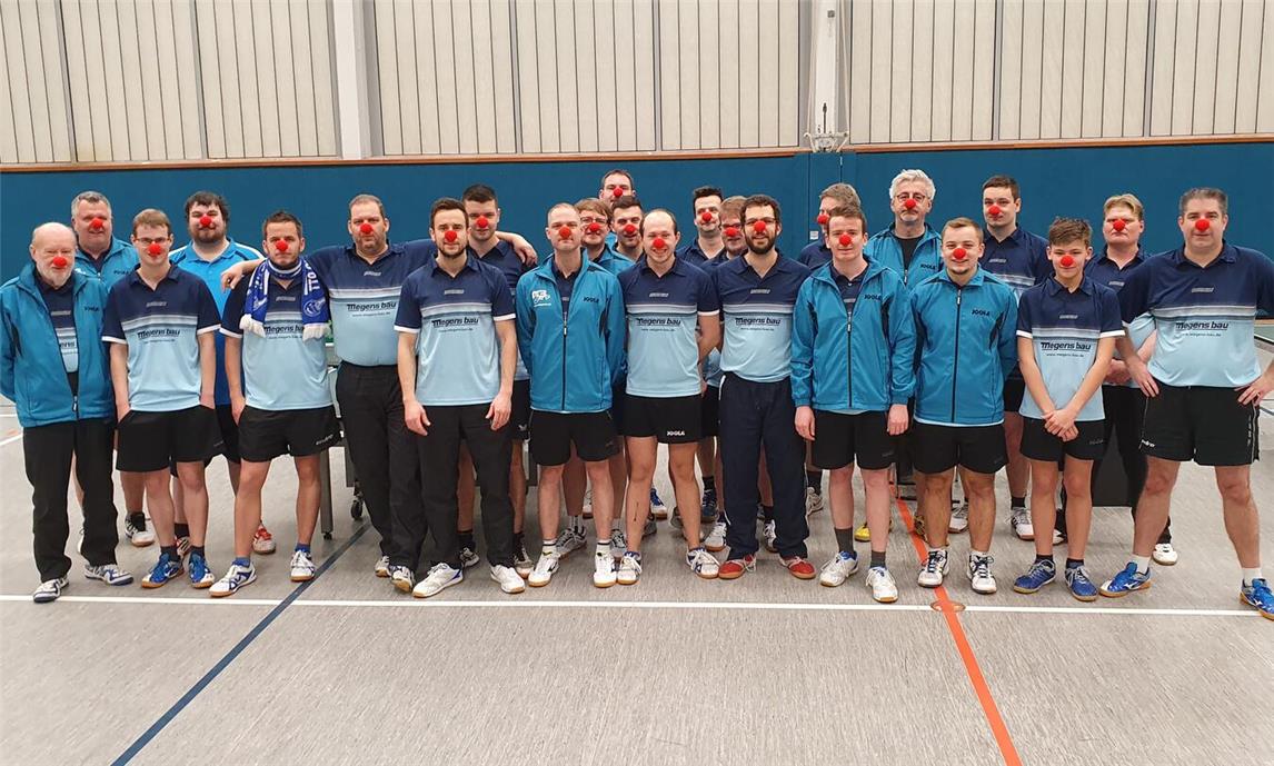 Es gab auch Spieltage an Karneval. Der TTC Straelen/Wachtendonk zeigte sich darauf vorbereitet.Foto: privat