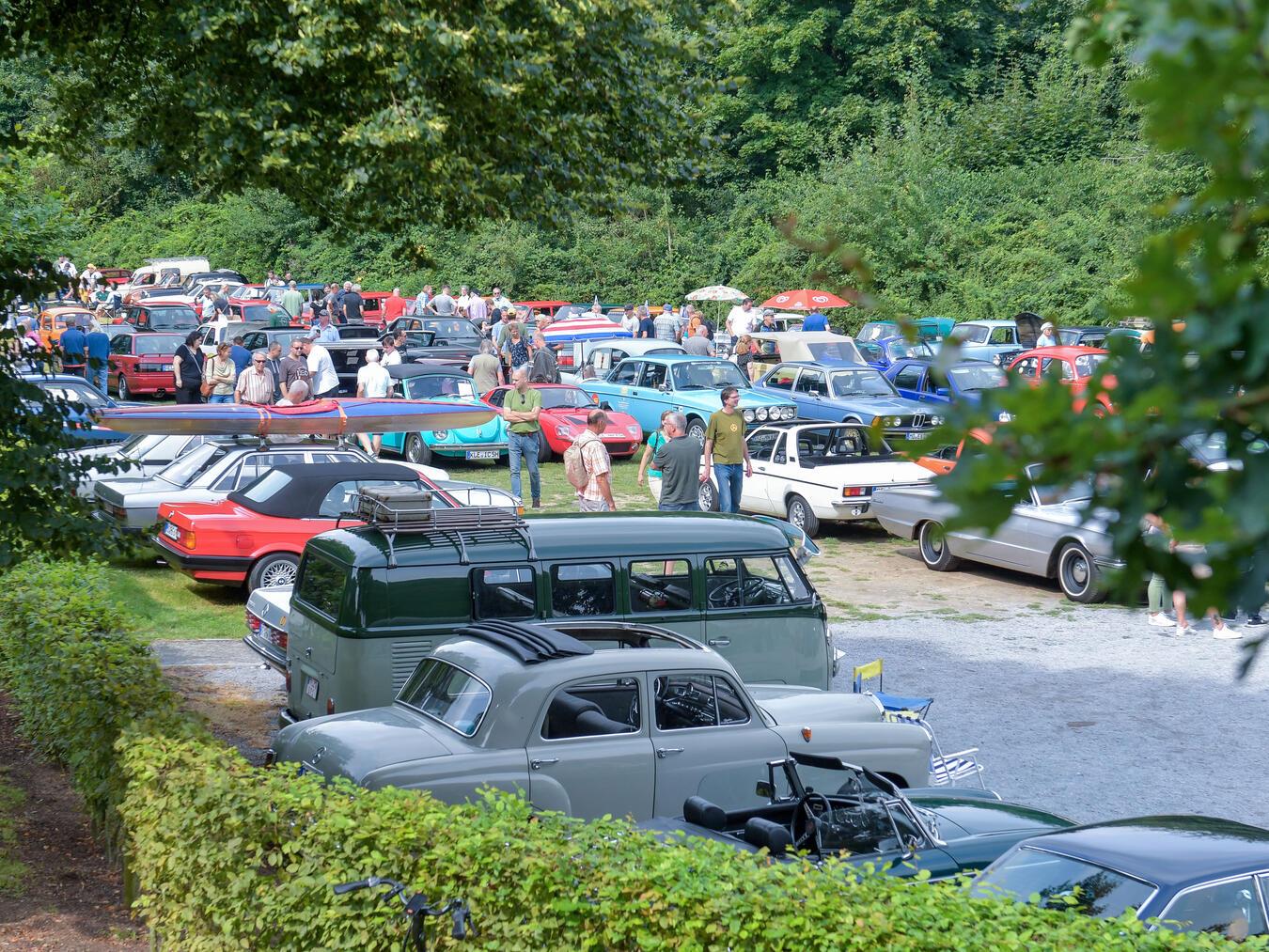 Es gab reichlich Gelegenheit, mit Gleichgesinnten zu fachsimpeln. NN-Foto: Gerhard Seybert