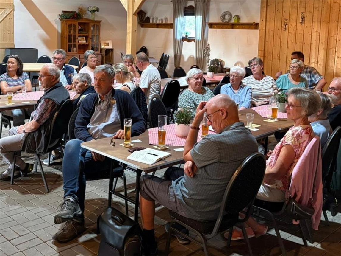 Etwa 40 engagierte Zuhörer während der Informationsveranstaltung der Twistedener CDU zur hausärztlichen Versorgung. Foto: Matthias Neumann