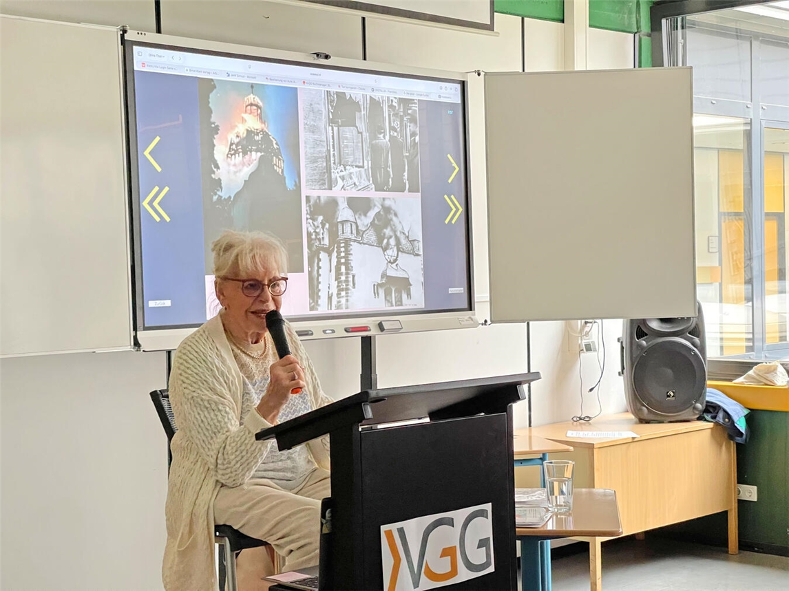 "Eva Weyl am KvGG Kevelaer, Vortrag, jüdische Geschichte, Holocaust-Überlebende, Bildungsbesuch"