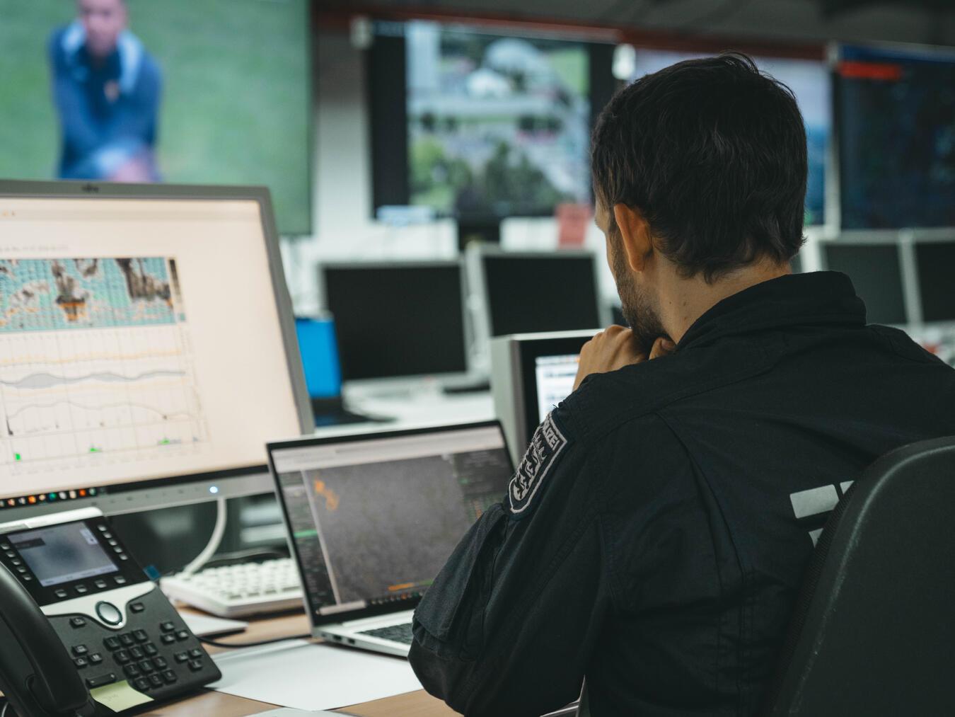 Experten aus sieben Bundesländern überwachen die EM-Spiele.