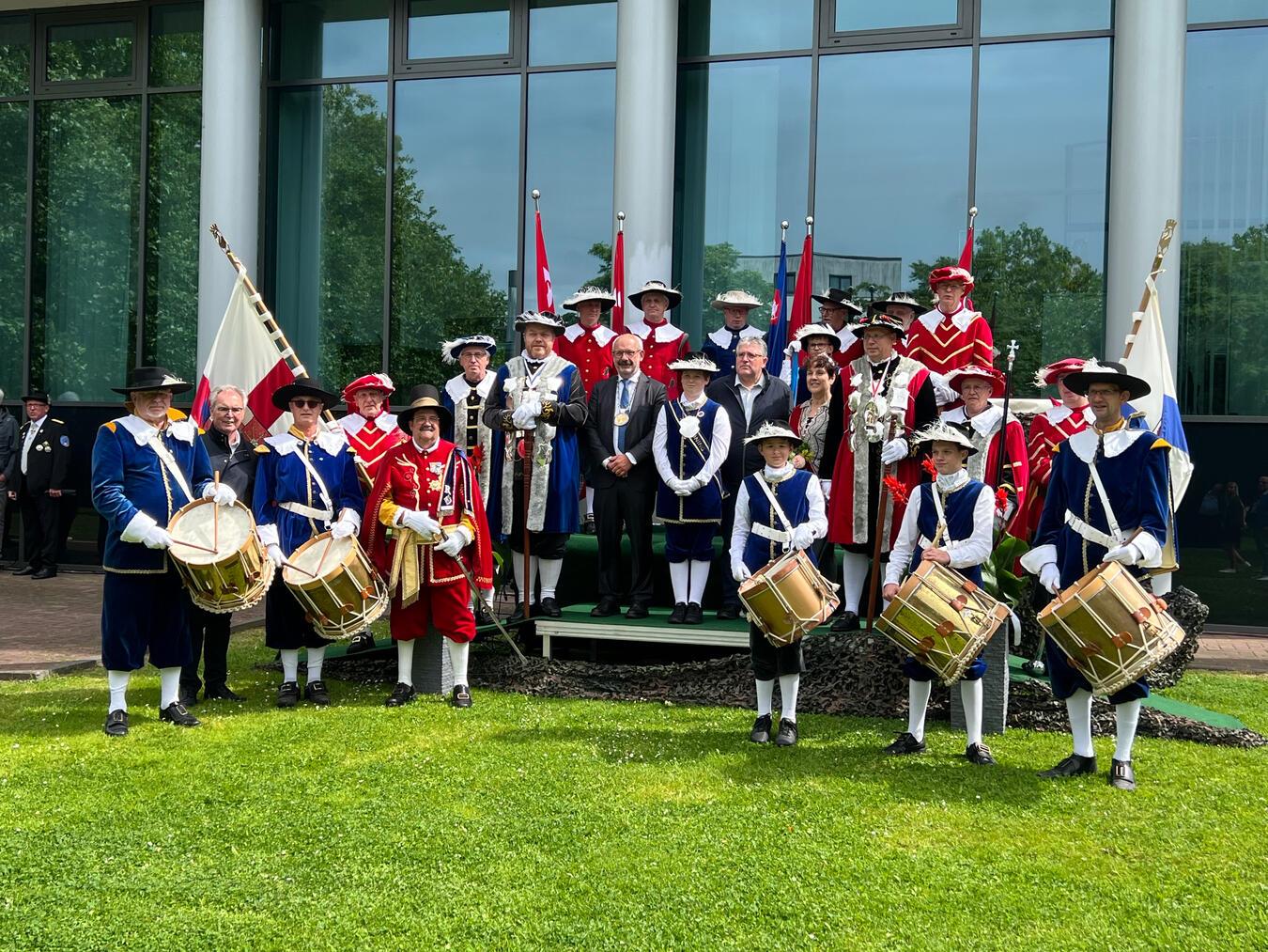Farbenfroh ist die Kostümierung der Schützengilden. Foto: Stadt Kleve