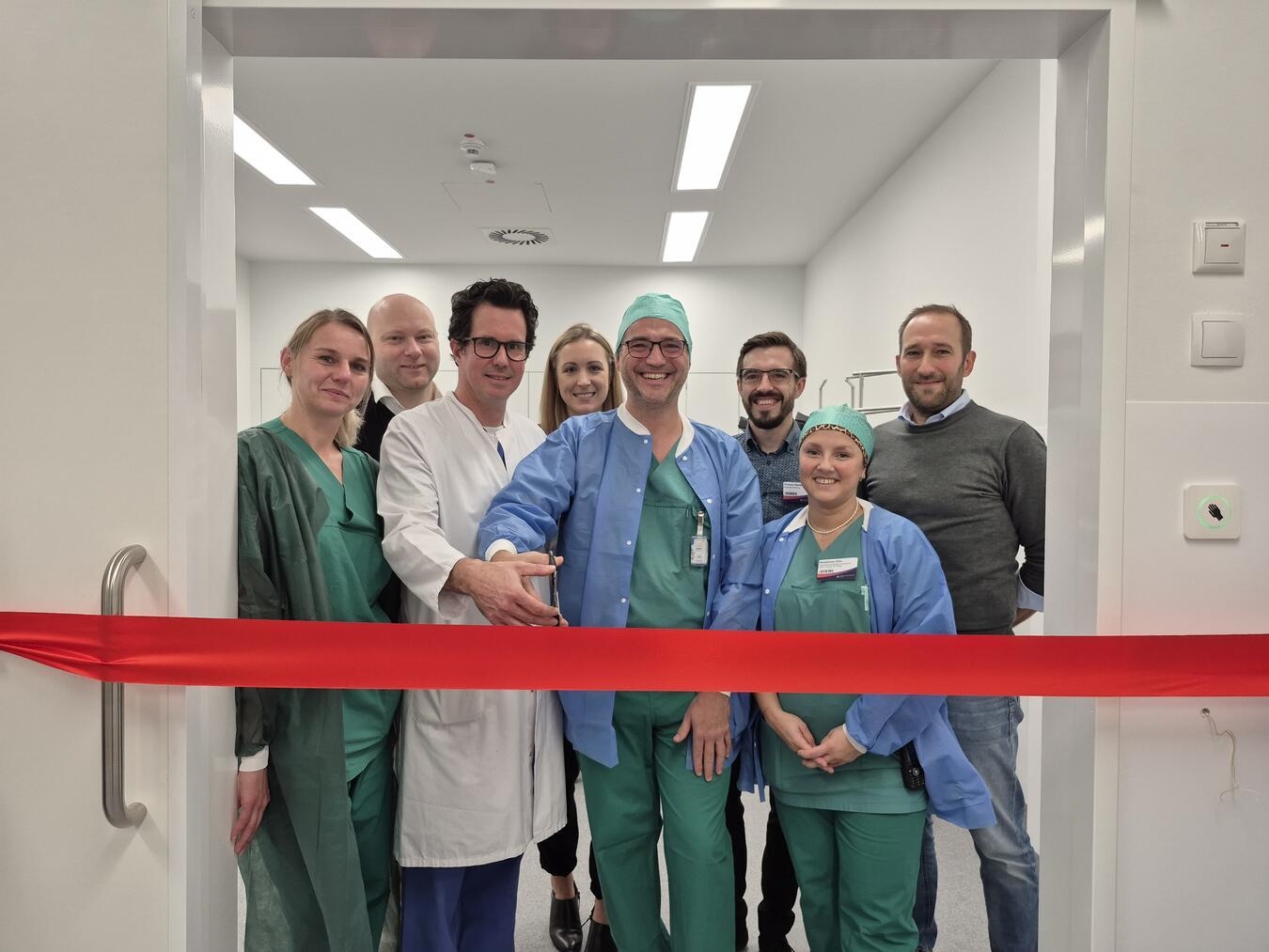 Feierliche Einweihung der neuen Operationssäle im Hospital zum Heiligen Geist.Fotos: Hospital zum Heiligen Geist