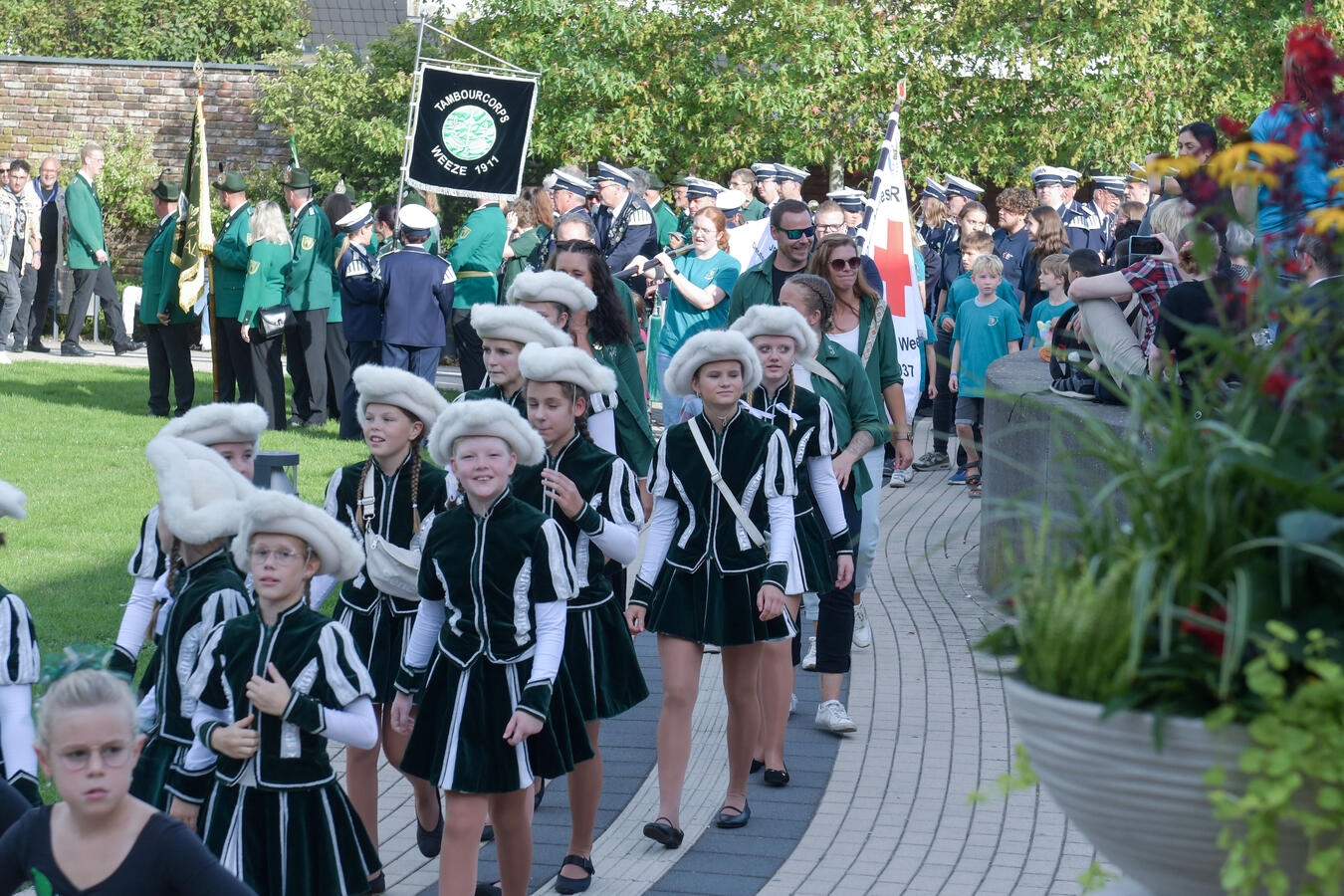 Festkettenübergabe an Christian Langenberg