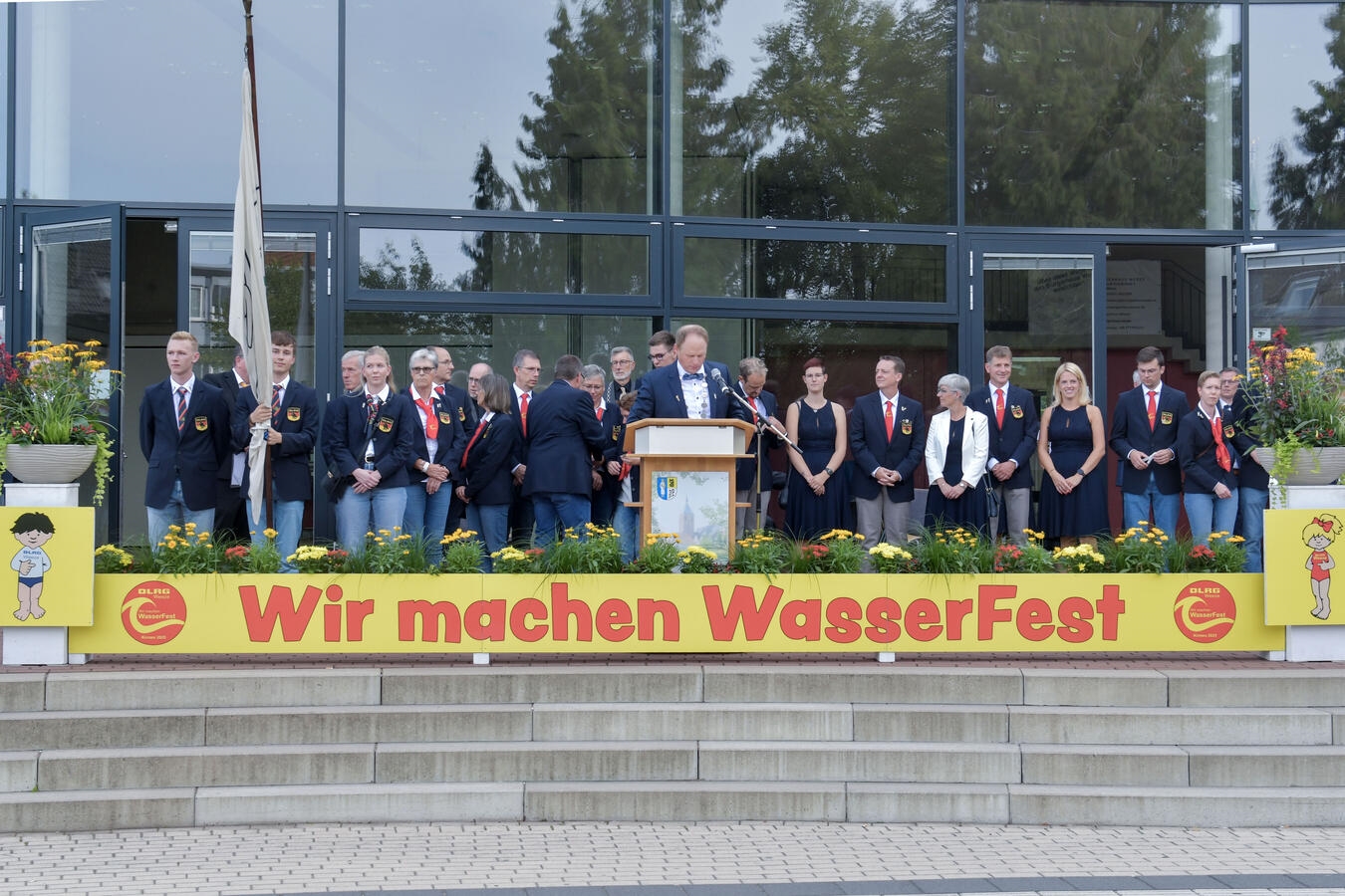 Festkettenübergabe an Christian Langenberg