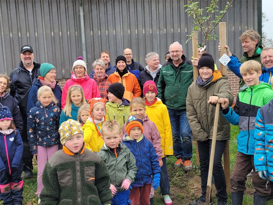 2000 Farbtupfer für den Frühling Foto: Heimatverein Huisberden