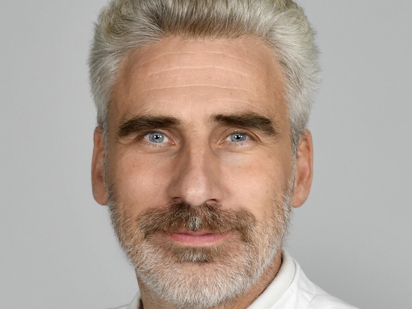 "Frank Marcus Czeckay, Oberarzt Frauenklinik Katholisches Karl-Leisner-Klinikum, Porträtfoto von Thomas Momsen"