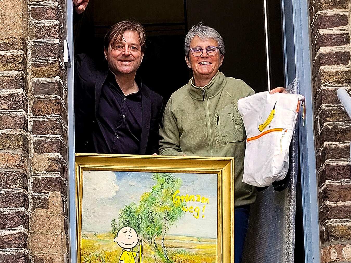Frank Mehring und Ursula Geisselbrecht transportieren Baumgärtel-Exponate von Köln nach Rindern, Museumskooperation.