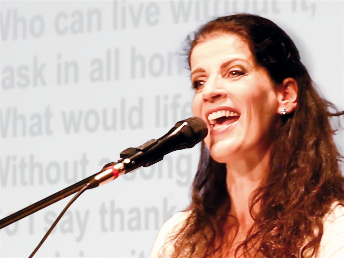 Frau Höpker macht zum vierten Mal Station in Straelen. Foto: Erik Sattel