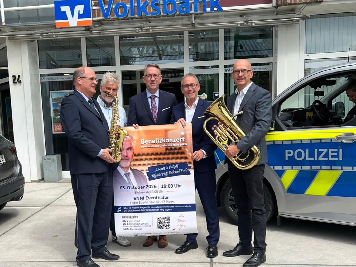 Polizeidirektor, Dirigent und Landrat bei Konzertvorstellung des Landespolizeiorchesters NRW in Wesel, 2023.