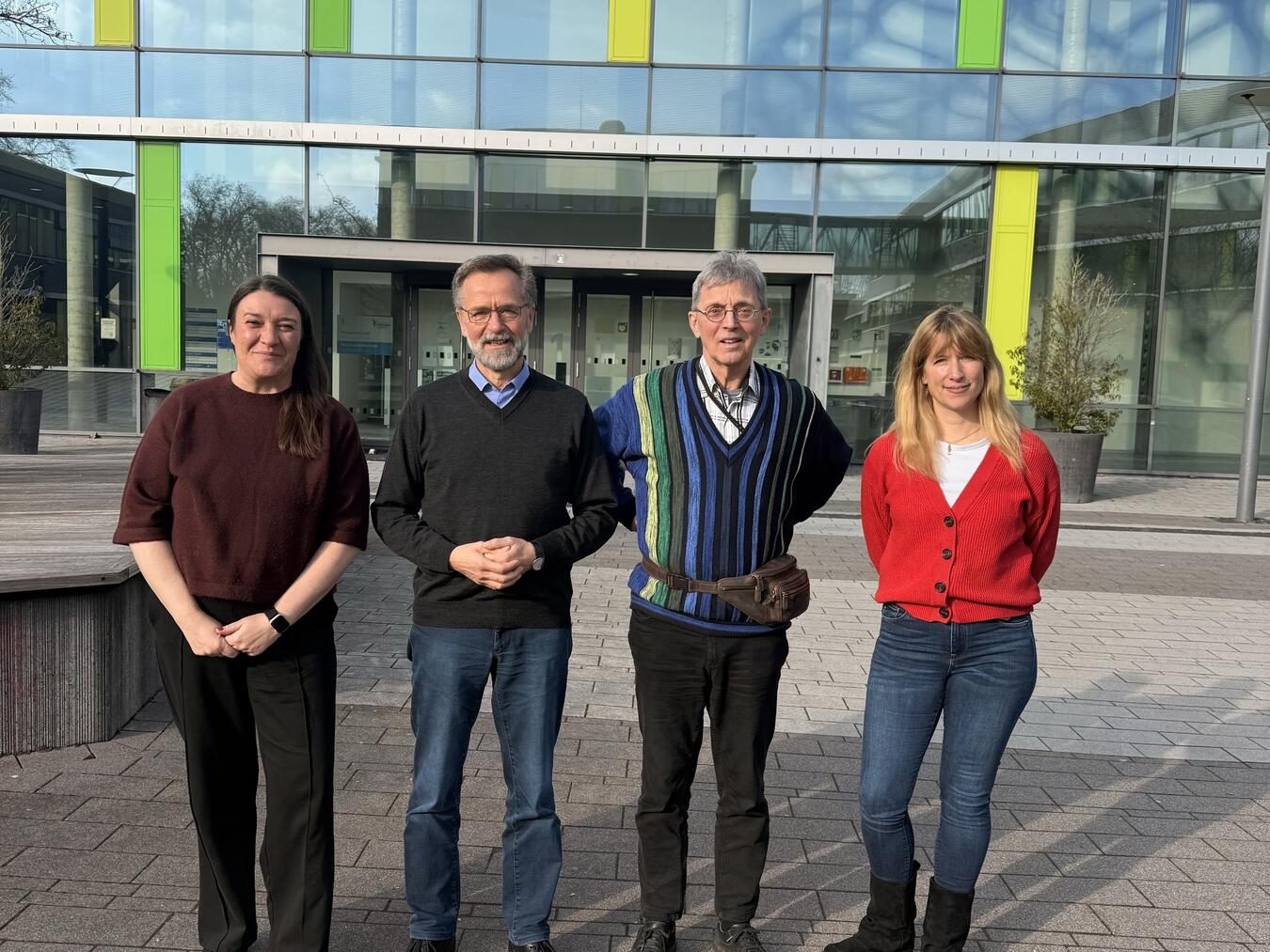 Freuen sich aufs neue Semester (v.l.): Anja Große-Kreul, Norbert Weyers, Werner Broich und Katharina Vogl. Foto: HSRW