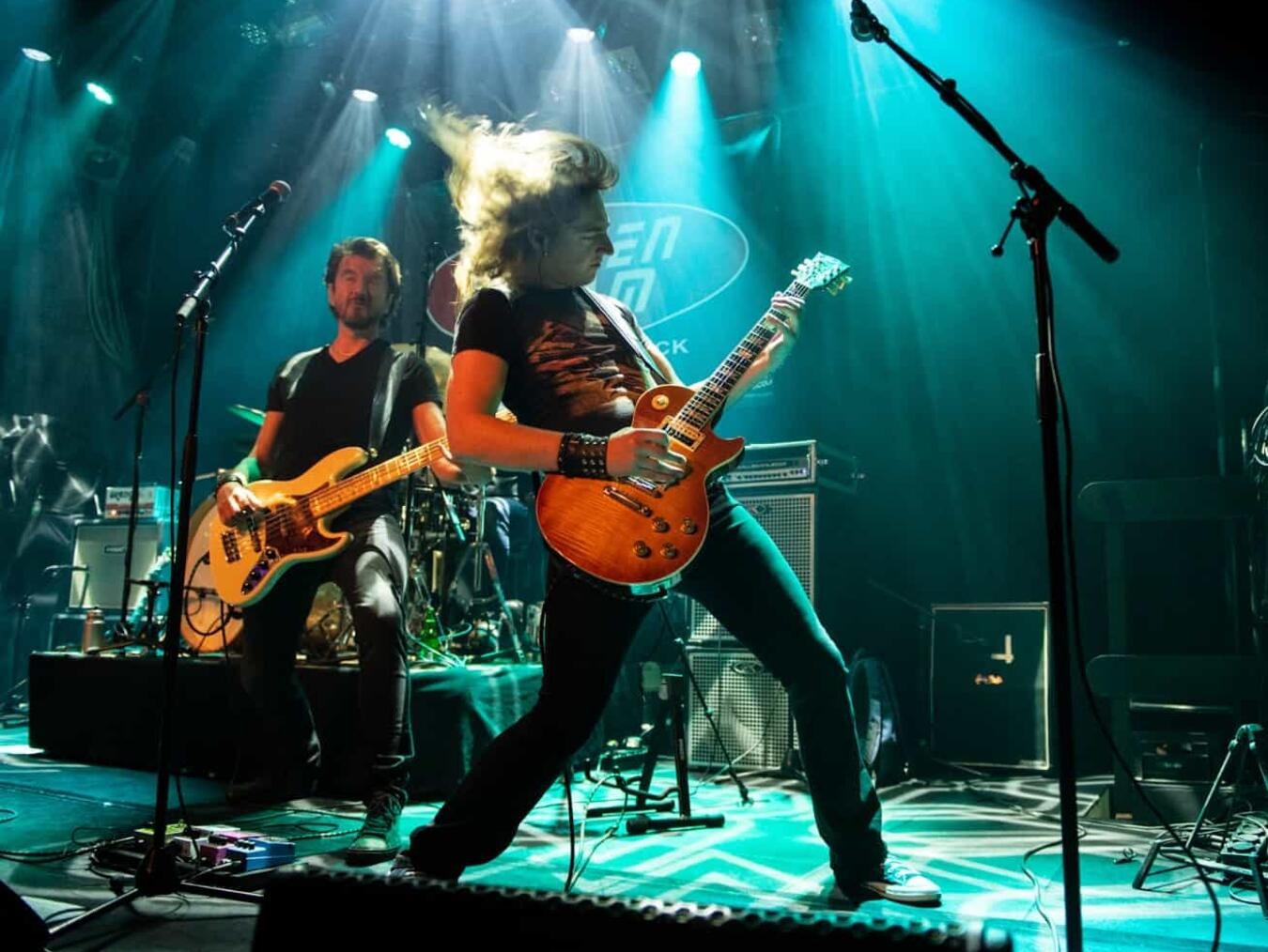 Frozen Steam im Culucu Frozen Steam rockt im Culucu in Rindern. Foto: Frozen Steam