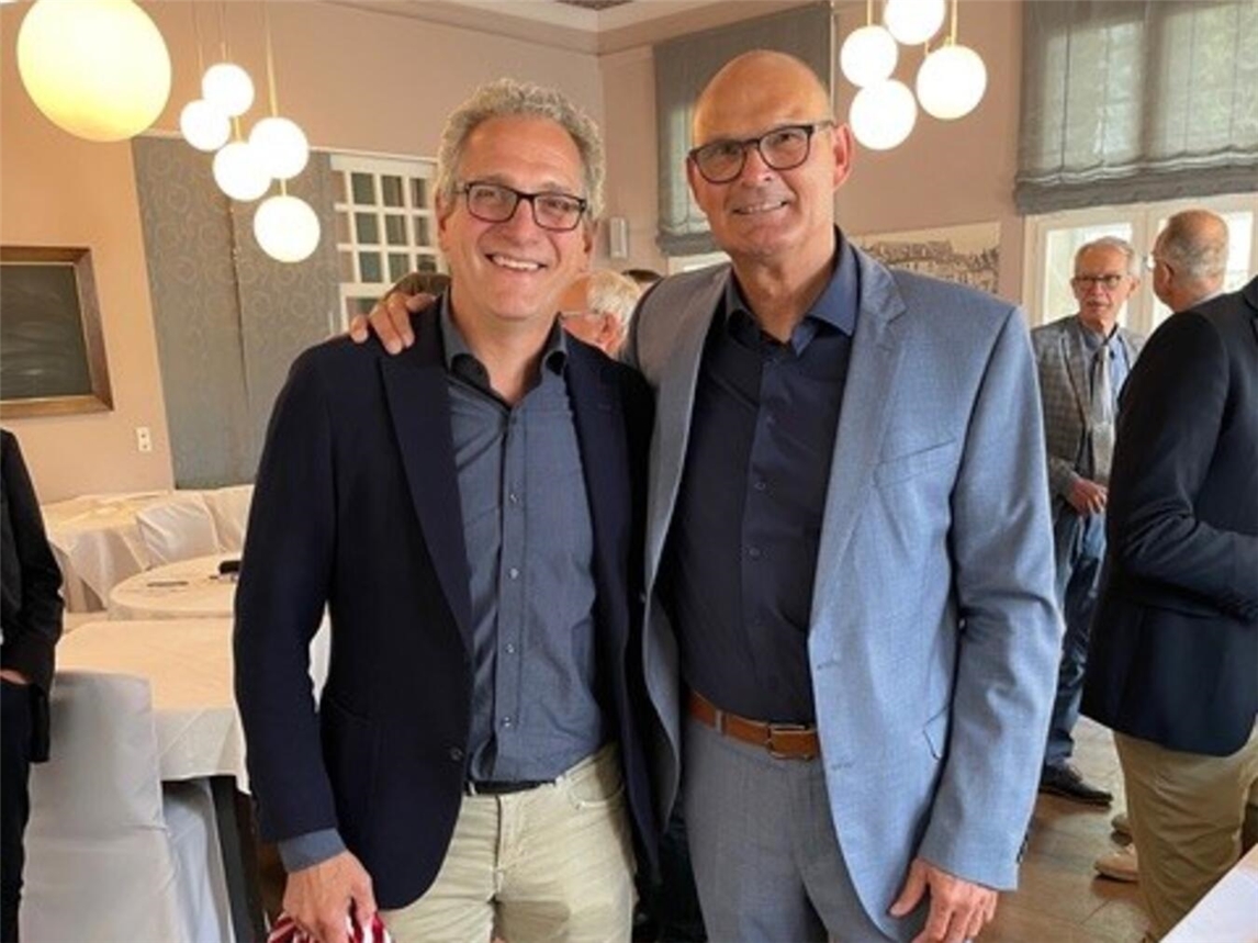 "Führungswechsel Borussia Emmerich: Bert Sluyter ersetzt Klaus Daams, Foto von Karl Janssen"