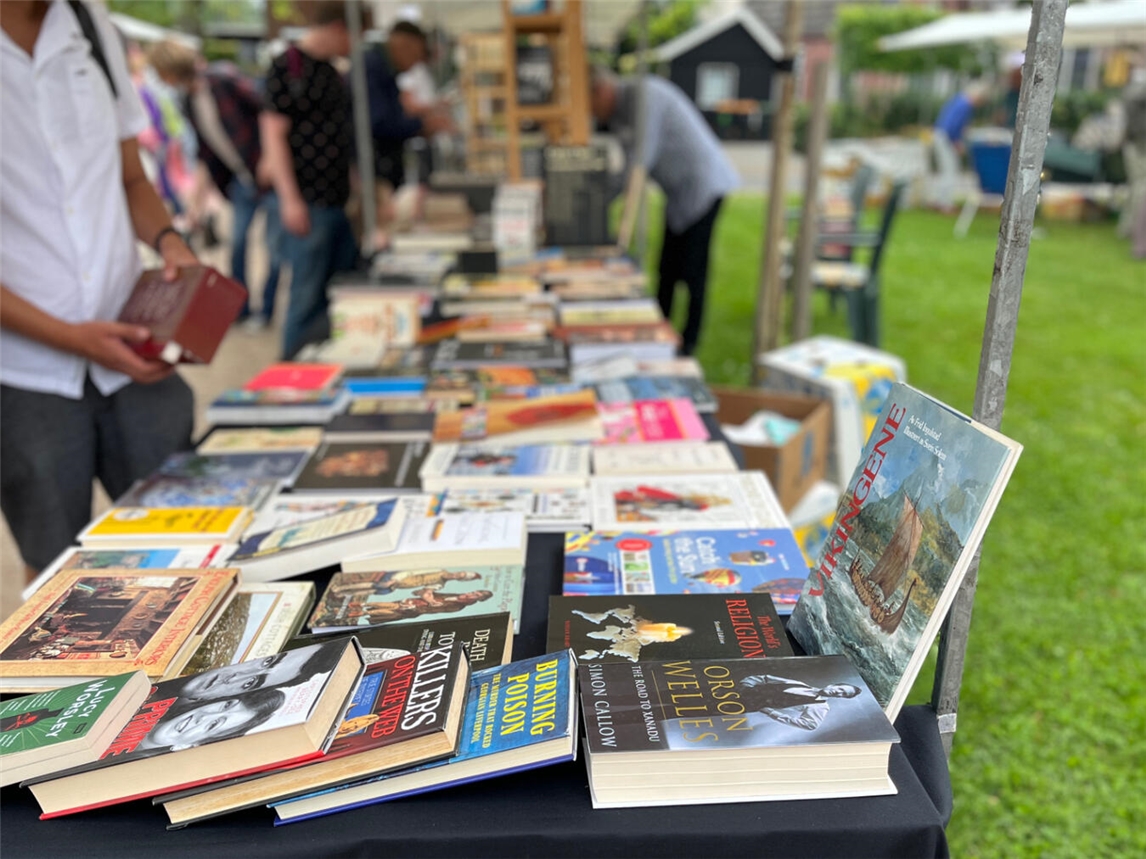 Fünf Mal im Jahr bietet Bredevoort Boekenstad den Markt für begeisterte Leser an. Foto: Büchermarkt