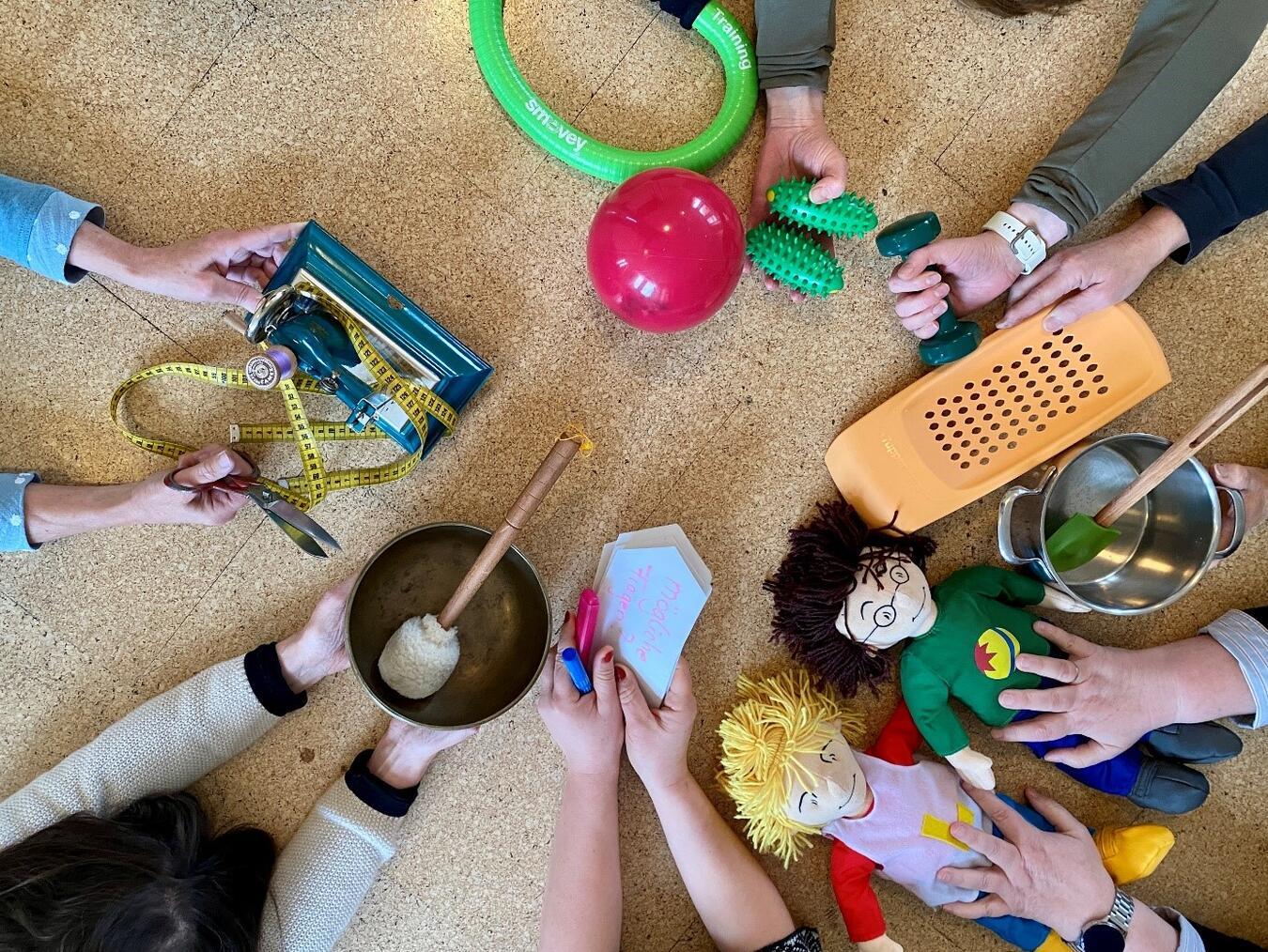 Familienbildungsstätte Kleve stellt Programm für 2025 vor Für jeden Geschmack und für jedes Interesse gibt es bei der Familienbildungsstätte Kleve das richtige Angebot. Foto: FBS Kleve