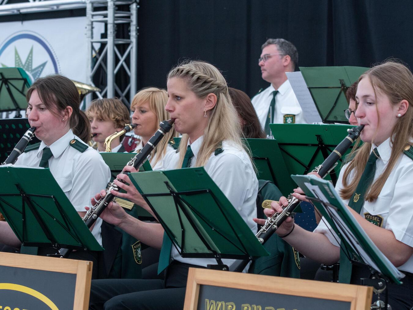 •Für musikalische Unterhaltung sorgt wieder die Musikkapelle des Schützenvereins Kessel-Nergena. NN-Foto: Archiv/Gerhard Seybert