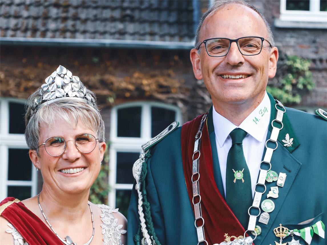Für Reiner und Sandra Kösters neigt sich das Königsjahr dem Ende zu. Am Sonntag wird der Nachfolger ermittelt. Fotos: St. Josef Schützenbruderschaft
