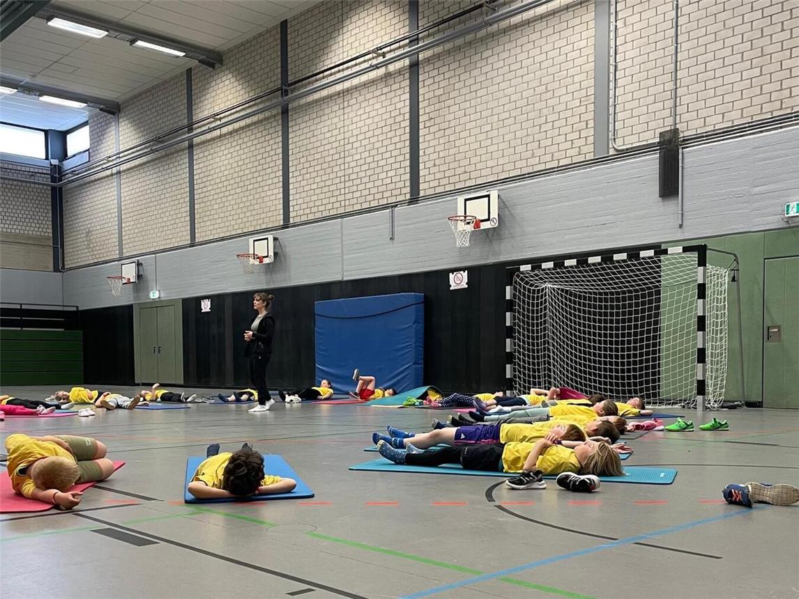 „Gemeinsam Stark“: Ein erlebnisreicher Aktionstag bot Kindern aus der Offenen Ganztagsschule (OGS) die Möglichkeit, sich mit viel Freude zu bewegen, Teamgeist zu erleben und ihr Selbstvertrauen spielerisch zu stärken. Foto: privat