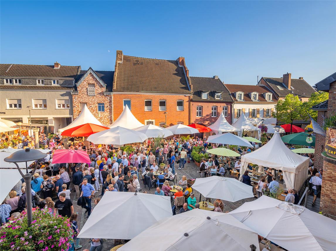 Genuss pur verspricht der SchlemmerMarkt Rhein-Maas in Wassenberg. Foto: Patrick Gawandtka