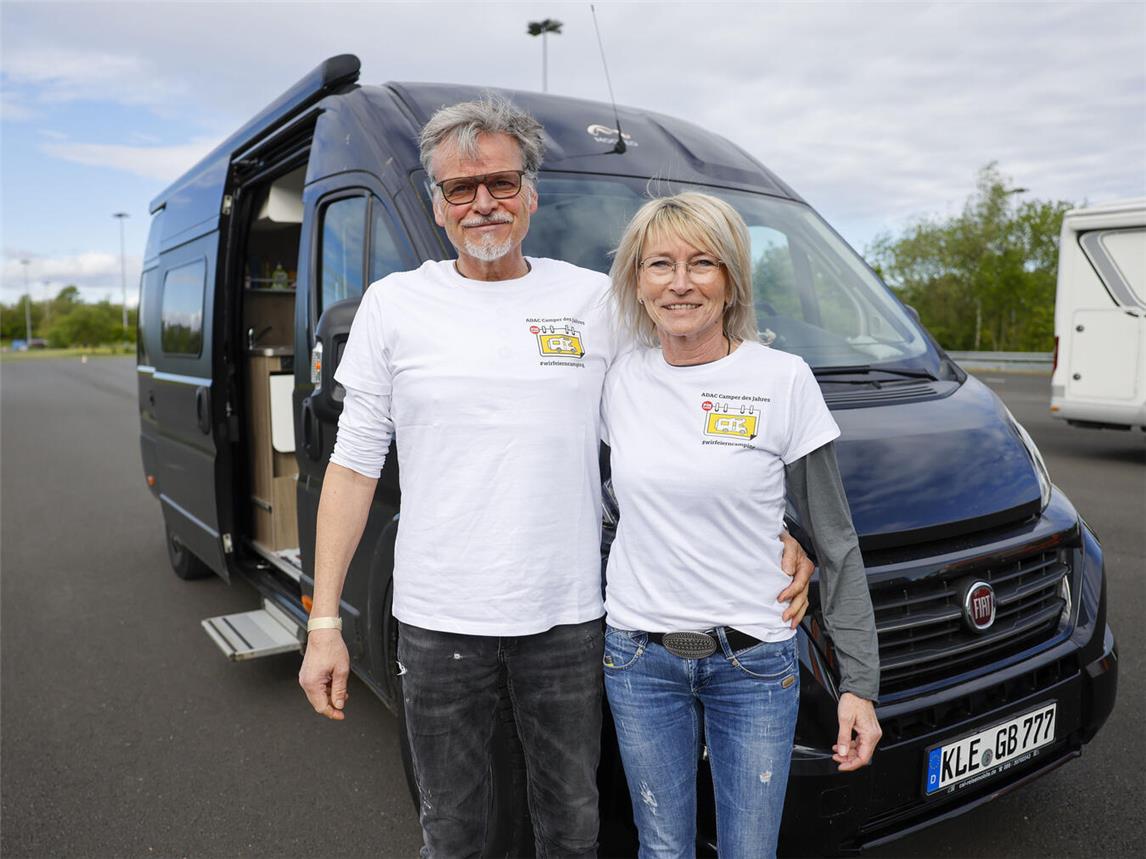 Gerd und Claudia Borghs freuen sich über ihren Erfolg in der NRW-Vorrunde.Foto: Thomas Banneyer