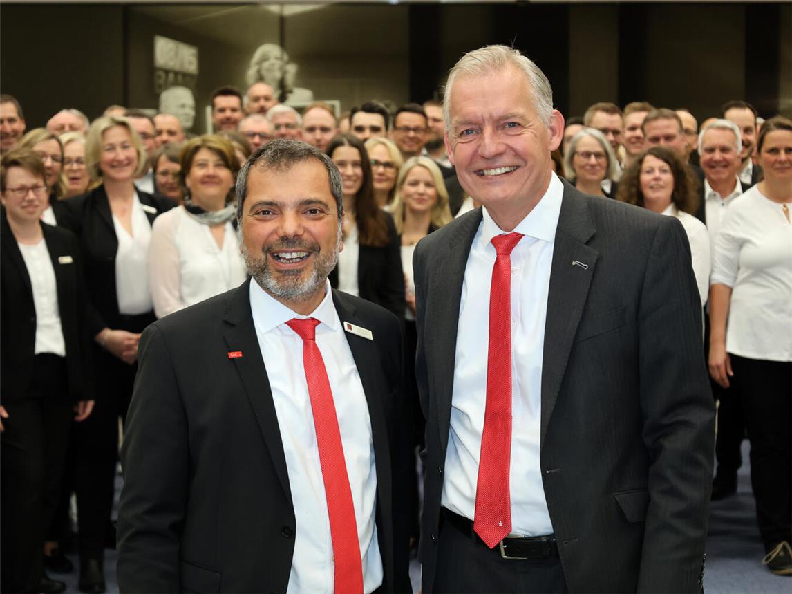 Giovanni Malaponti (l.) und Bernd Zibell beim jüngsten Treffen der Führungskräfte der Sparkasse am Niederrhein. Foto: Sparkasse am Niederrhein