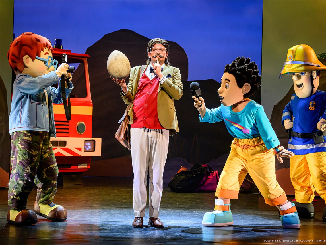 Gleich für zwei Shows kommt der Feuerwehrmann Sam am Sonntag, 10. April um 12 und 15 Uhr, in den Grefrather Eis Sport & Event Park. Foto: Wim Lanser