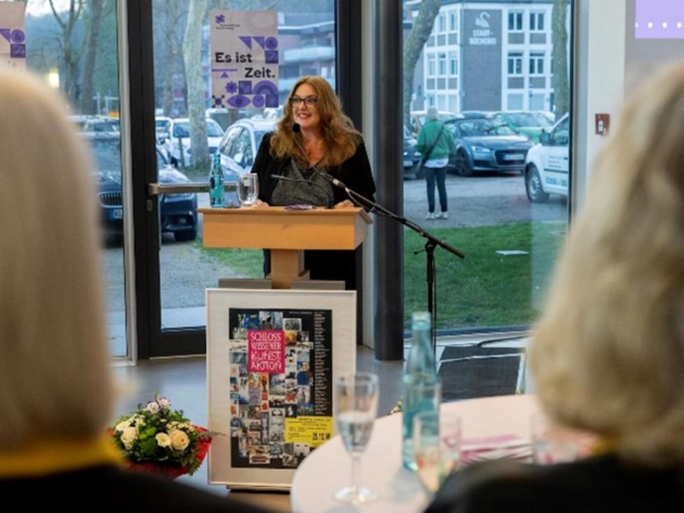 Gleichstellungsbeauftragte Yvonne Tertilte-Rübo anlässlich des 30-jährigen Jubiläums. Foto: Stadt Kleve