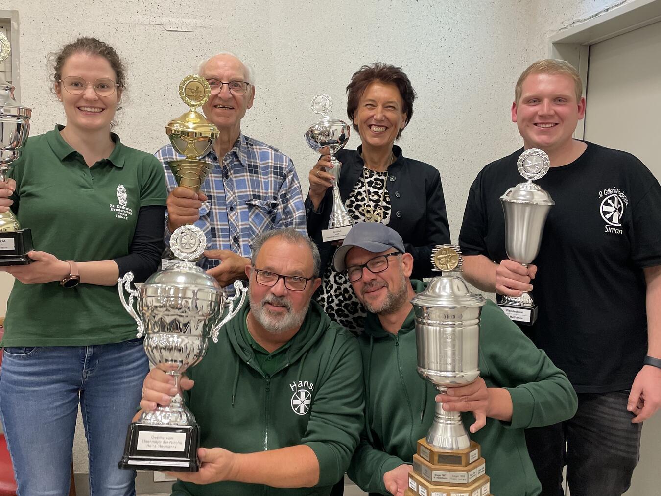 Glückliche Gesichter bei der Siegerehrung.Foto: privat