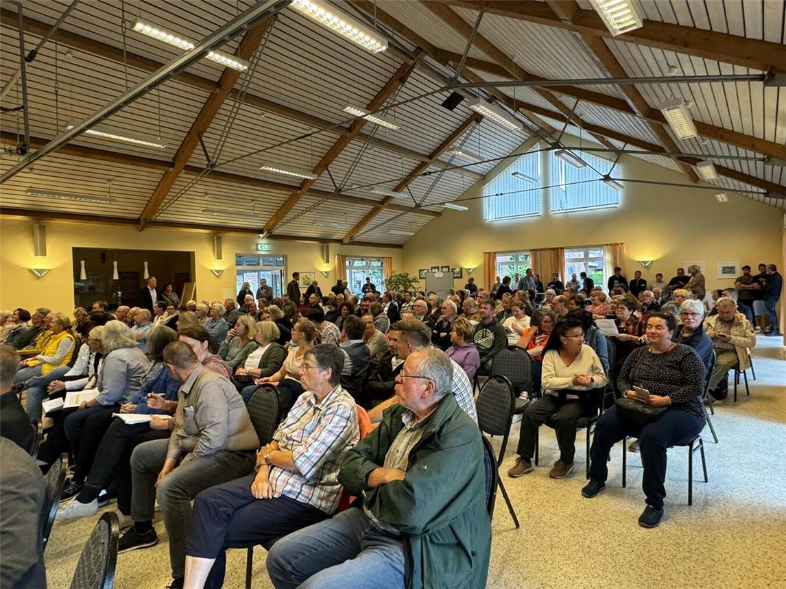 Groß war das Bürger-Interesse an der Informationsveranstaltung der Stadt Kevelaer zur Flüchtlingsunterkunft in Kervenheim. Foto: Stadt Kevelaer