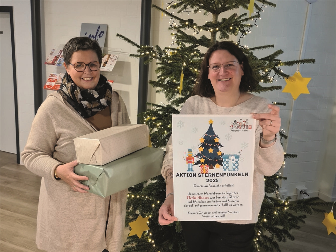 Große Spendenaktion: Gudrun Blumenkemper und Jessica Sieben vom Caritas-Centrum Kevelaer-Weeze freuen sich auf ein erfolgreiches Sternenfunkeln. Foto: Caritasverband Geldern-Kevelaer