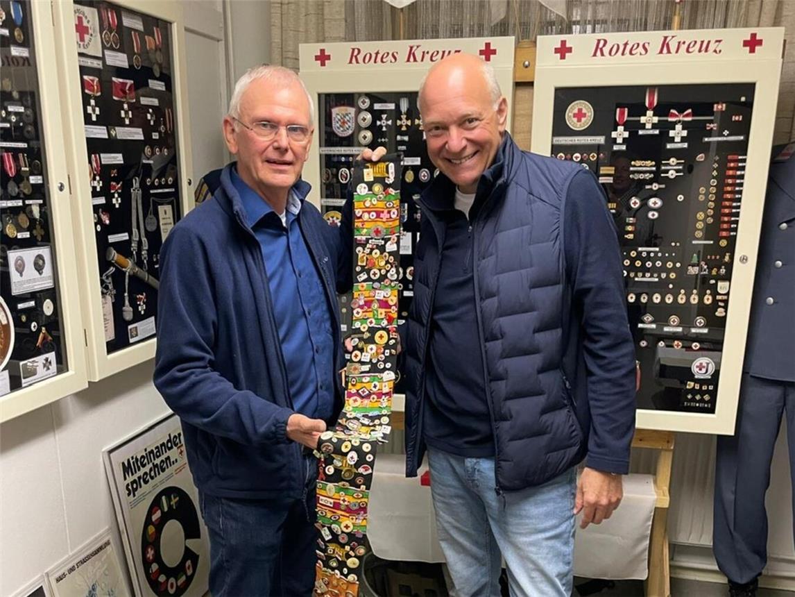 Hans-Josef Arping (l.) hieß Uli Jaspers in Kellen willkommen. Foto: privat