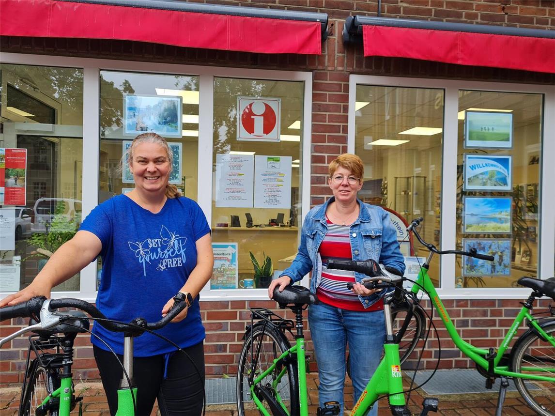 Heike Schölzel und Melanie Brinkmann sind Guides bei der Stadt Rees. Archivfoto: Stadt Rees