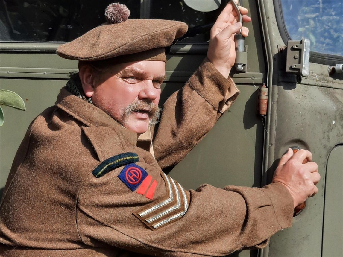 "Sergeant Henry gespielt von Heinz Wellmann, Stadt Rees"