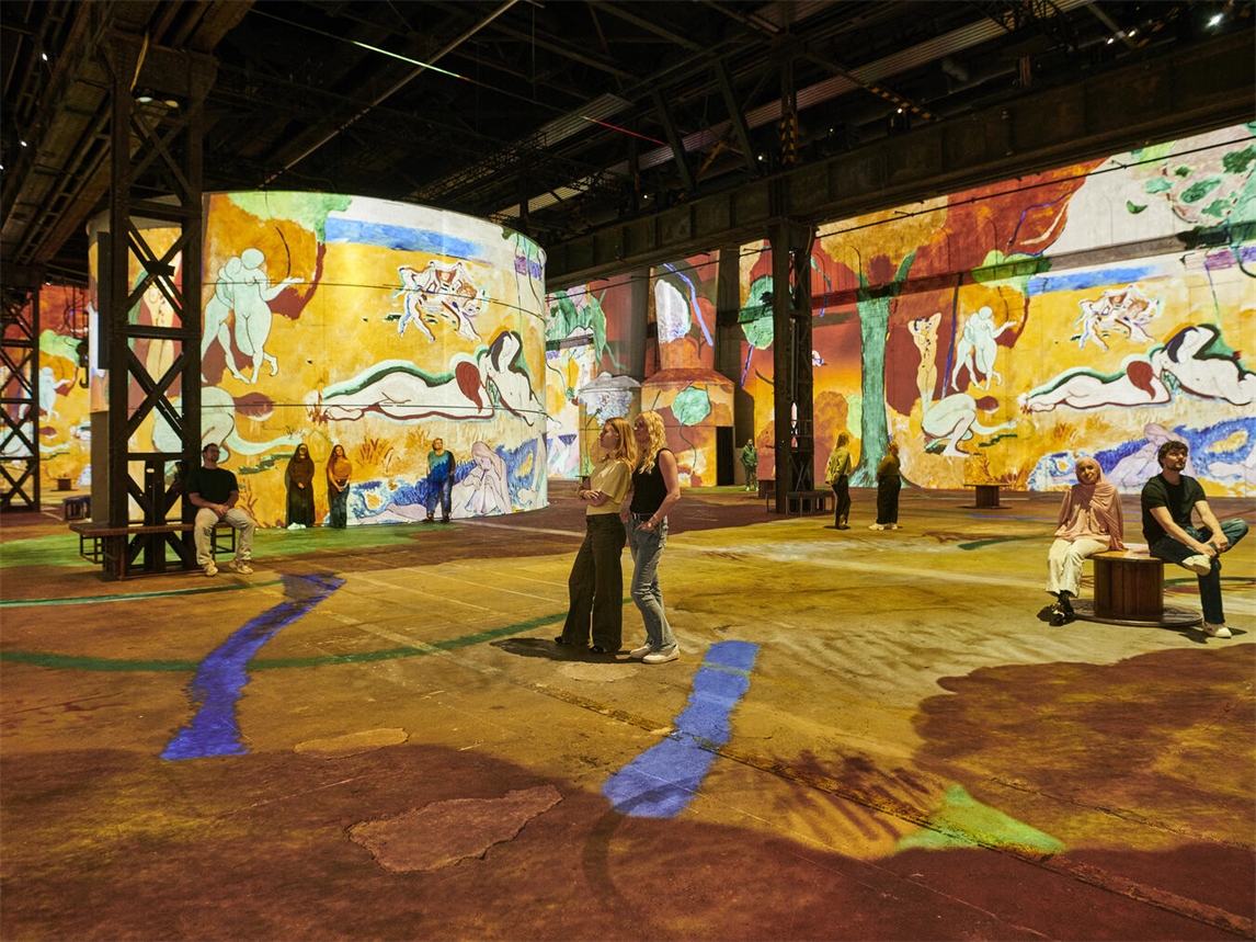 "Matisse Ausstellung: Farbenprächtige immersive Kunst bei 'Matisse: Symphonie der Farben', Culturespaces, Foto von Markus Mielek"